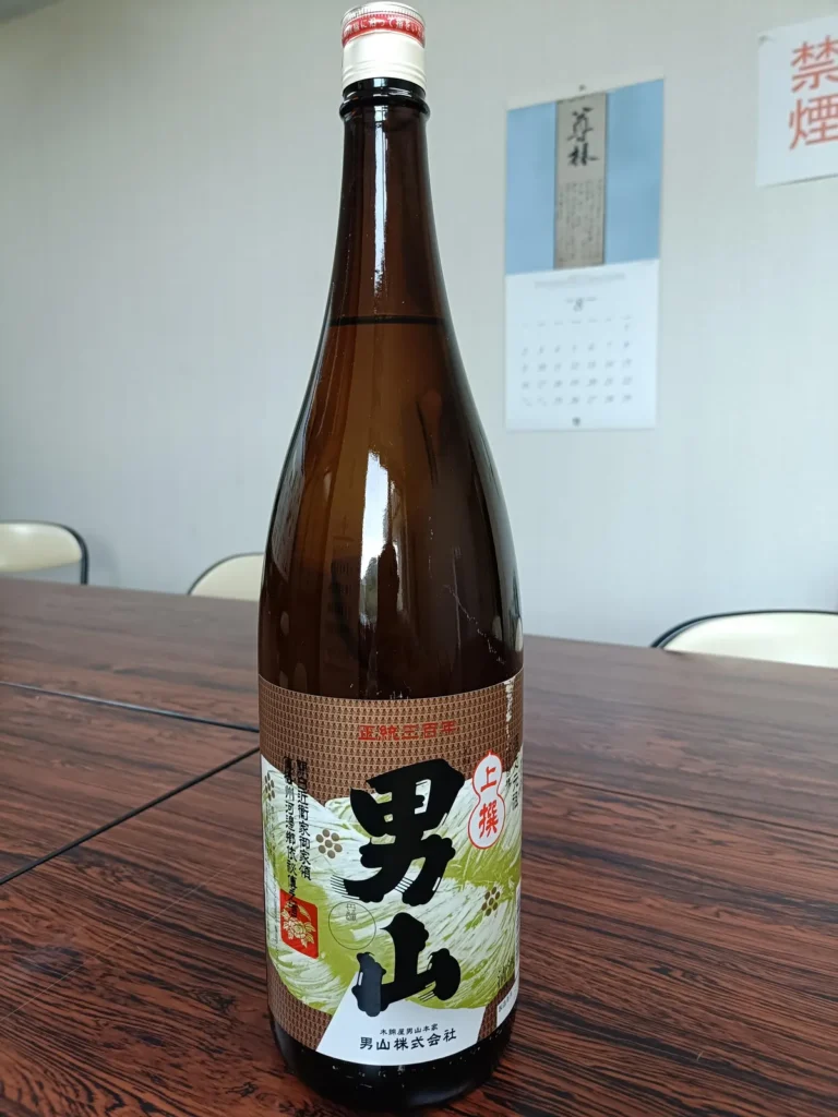 北海道の日常に溶け込む、力強い一献。男山 上撰が繋ぐ集いの時間
